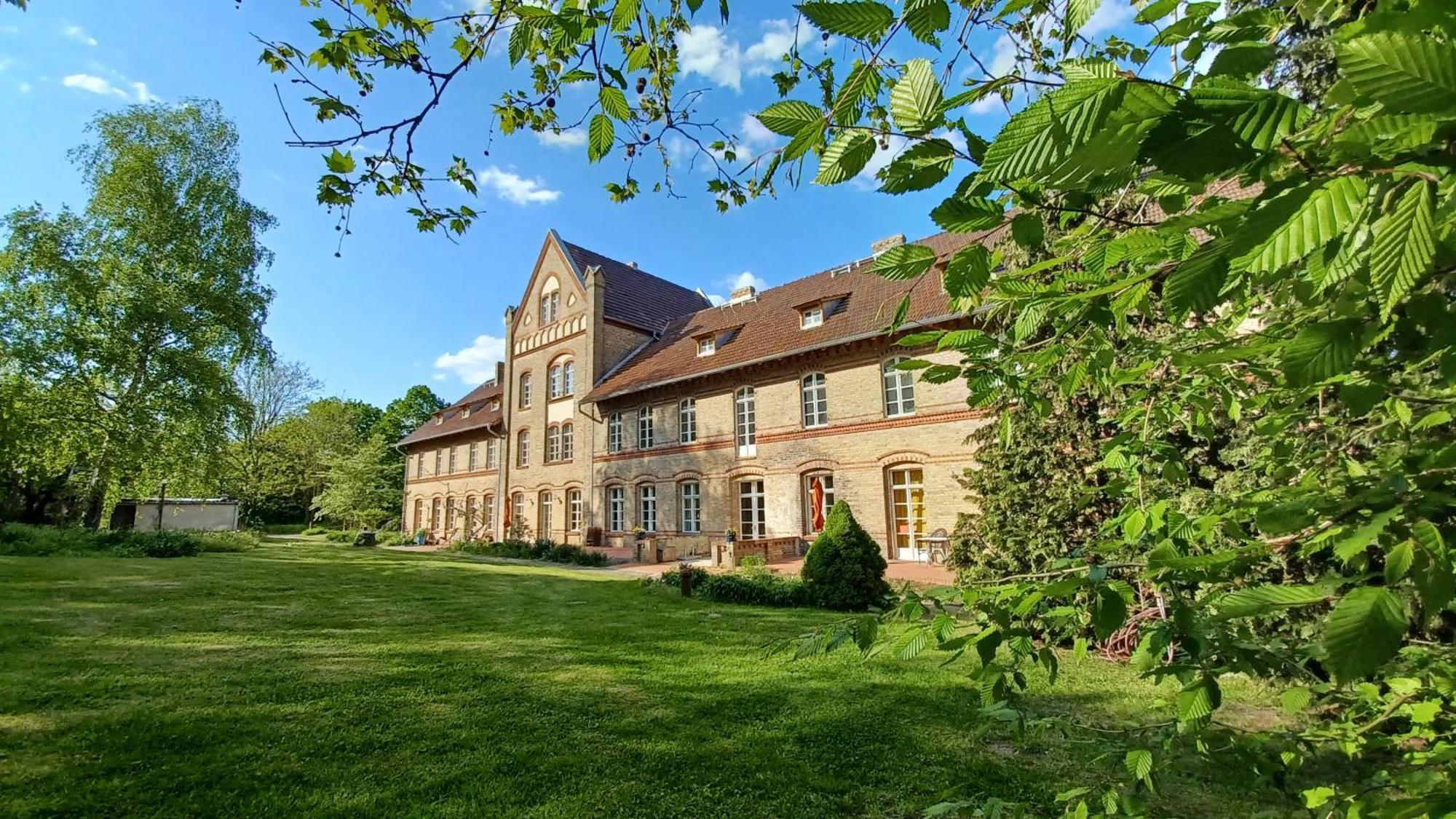 Fewo "Biene" Im Kunstgut Krahne Lehnin Exterior photo